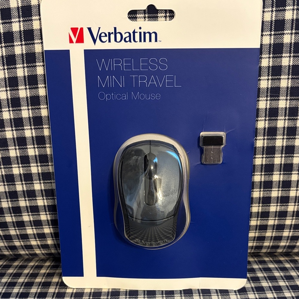 Verbatim Wireless Mini Travel Optical Mouse - Black